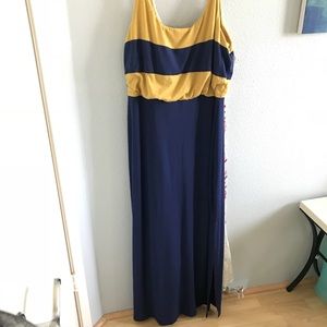 🌻2 for $15 Blue and Yellow Maxi dress